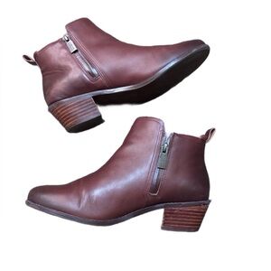 Vionic Bethany Beaver ankle boots